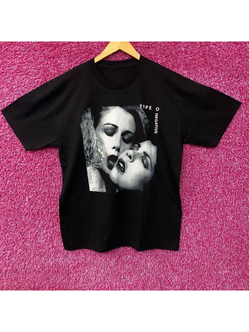 Type O Negative Bloody Kisses T-Shirt Large